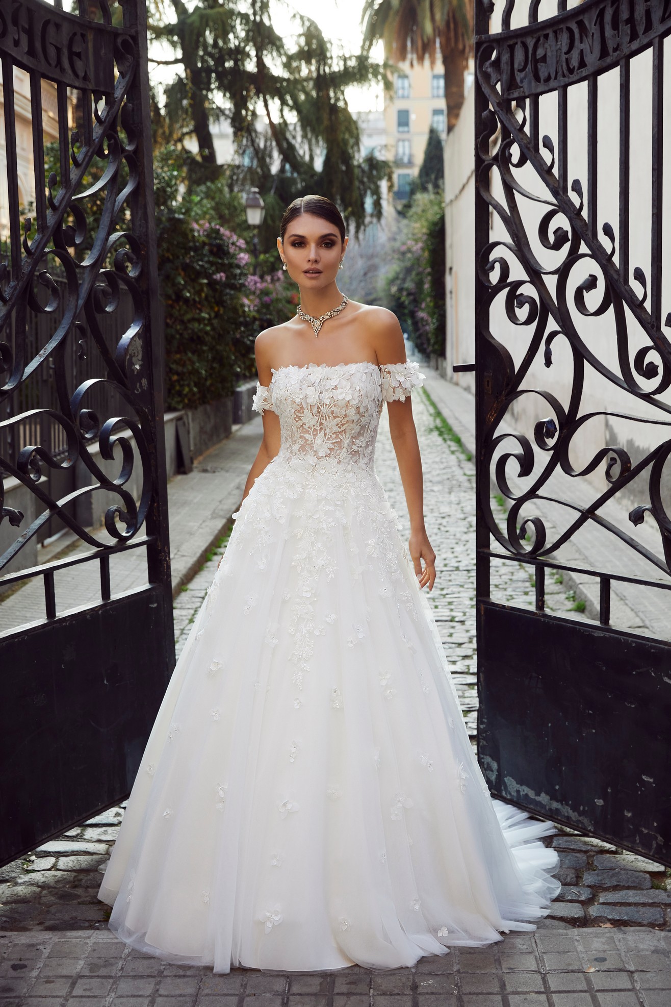 Skye Wedding Dress Ronald Joyce Sardegna - Atelier La Parigina Cagliari
